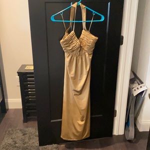 Zara beautiful gold dress. 100% polyester. S.